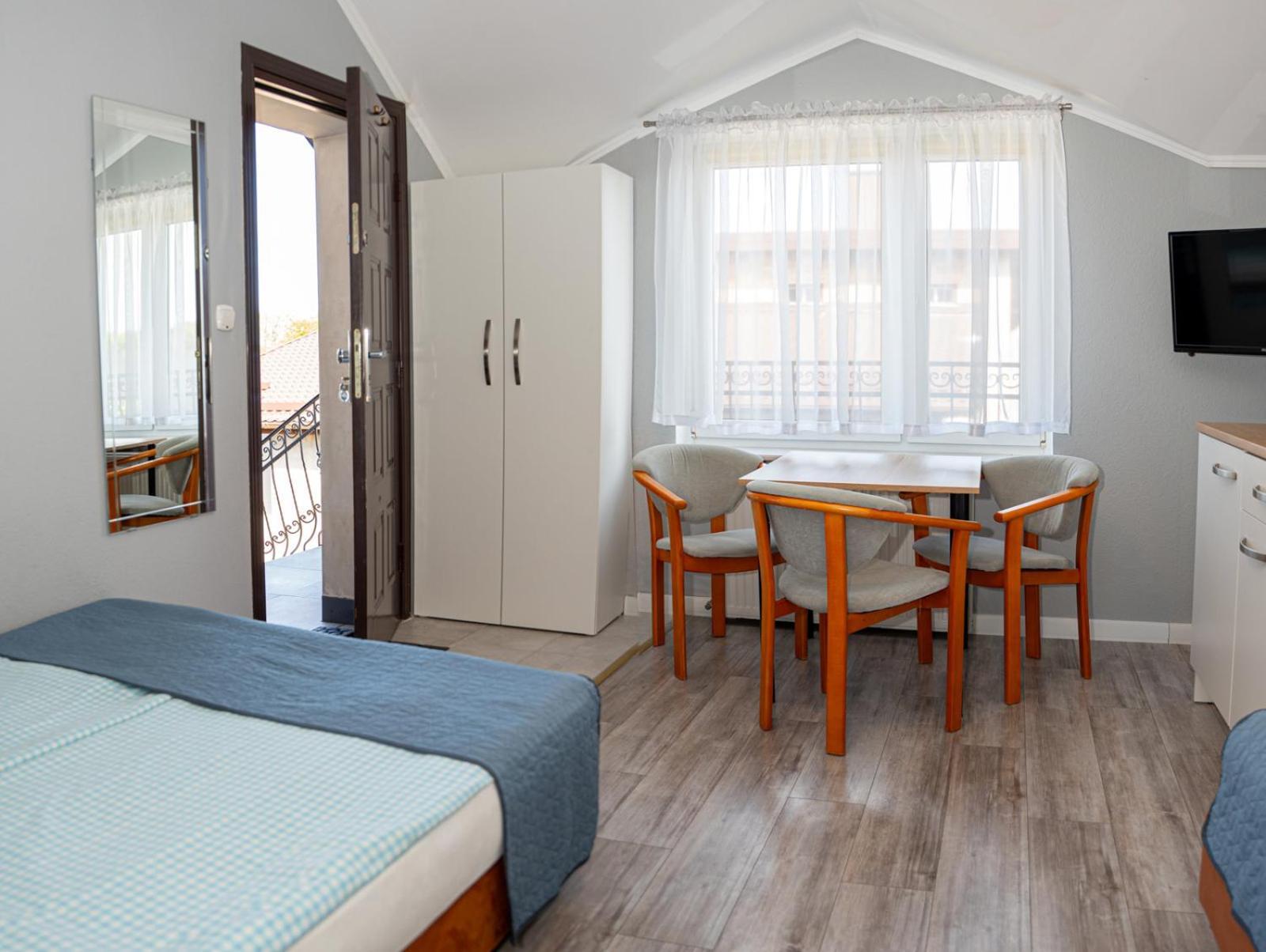 Cetniewo Pokoje I Apartamenty Владыславово Экстерьер фото
